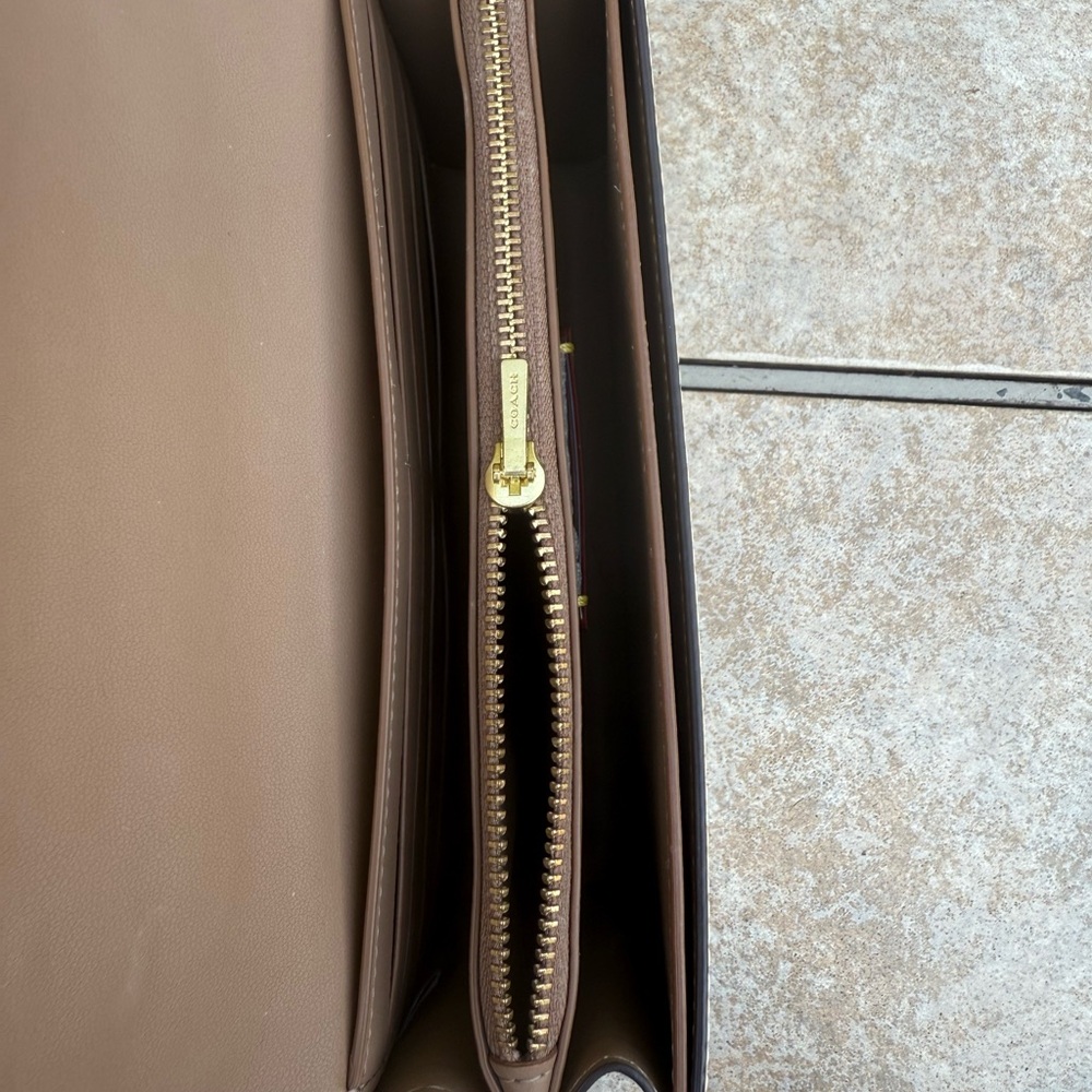 Coach Bea Crossbody - Picture 12 of 16